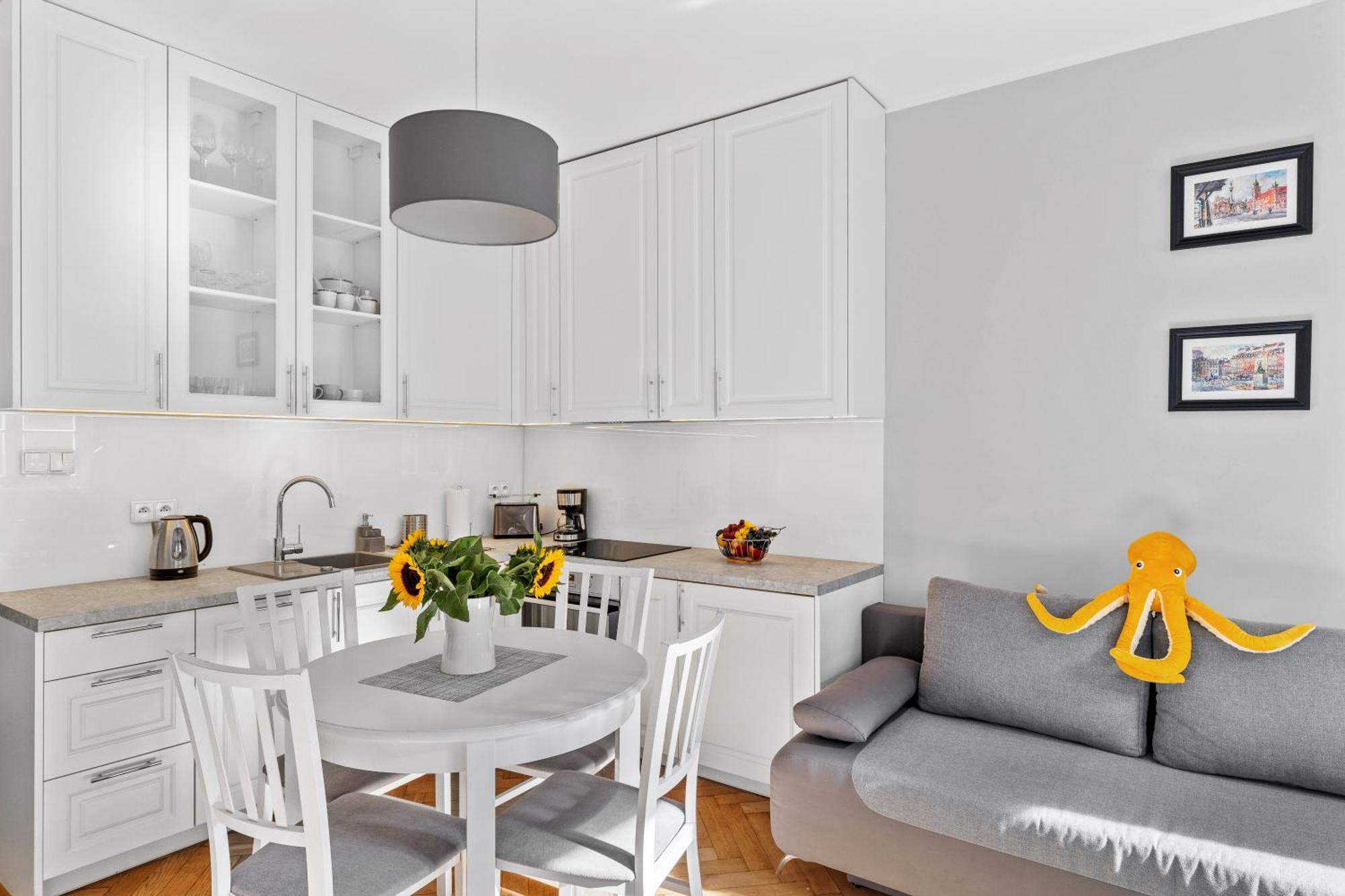Cute Apartment In The Historic Old Town Of Varşovia Exterior foto